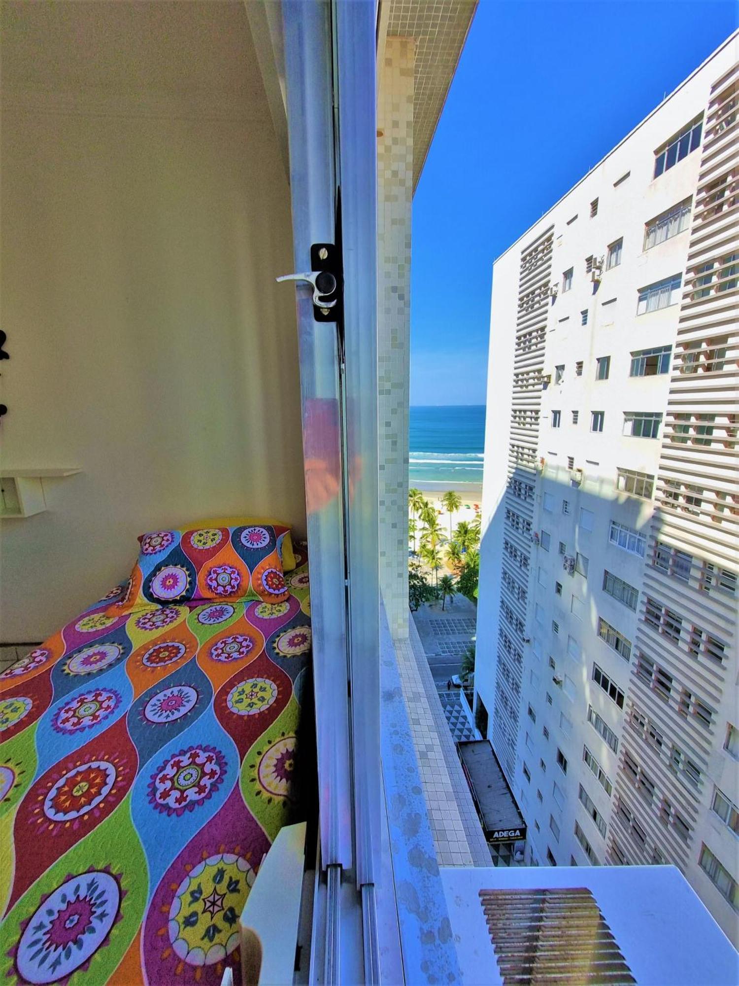 Apto Pe Na Areia Praia Das Pitangueiras - Centro グァルジャー エクステリア 写真